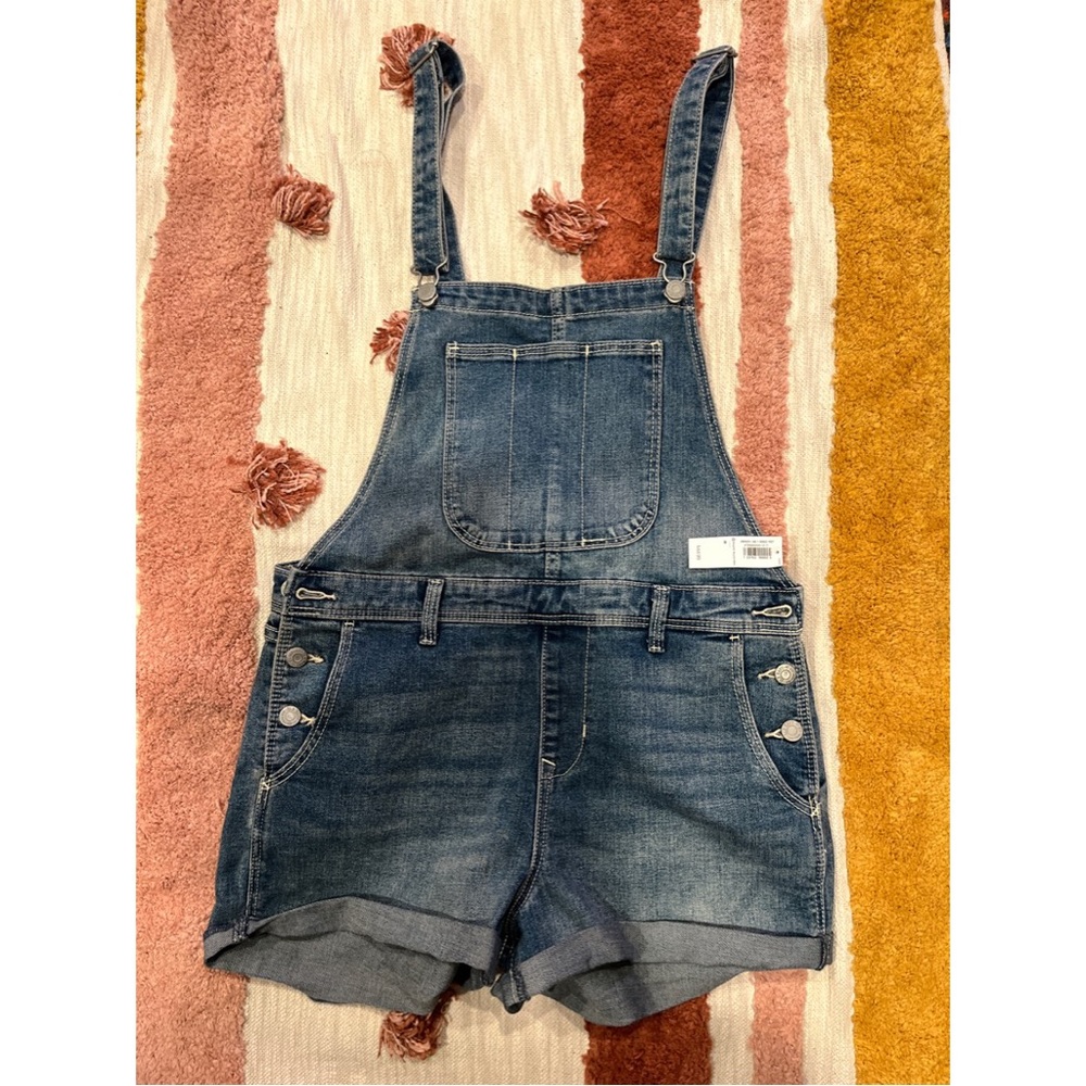 Old Navy Overall Shorts NWT